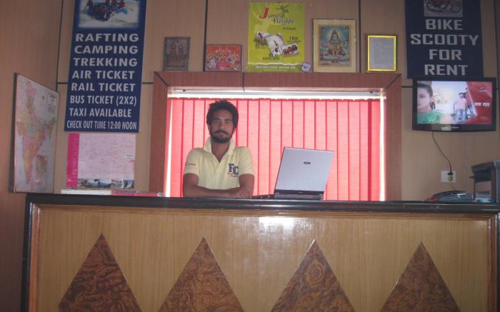 Hotel Shiv Ganga