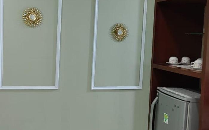 White Queen Victoria Syariah