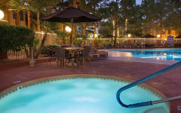 Westgate Flamingo Bay Resort