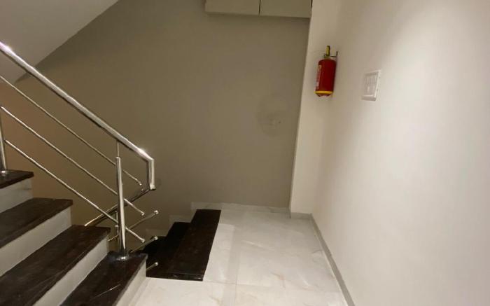 JMB Hotel Height