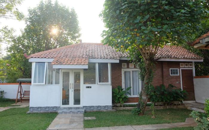 Shoreside Semat, Beachfront Flat