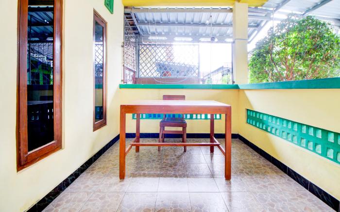 OYO 94363 Homestay Soeharni