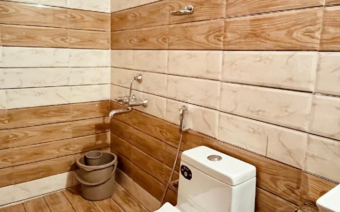 Stay in woods (guest rooms)
