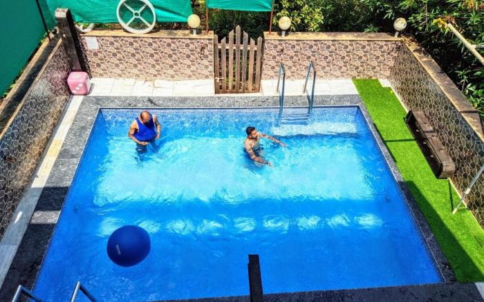 Lonavala -Blue Heaven- 2 BHK with private pool.