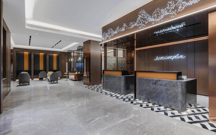 Home Inn Plus Shanghai Lujiazui Shangcheng Road Metro Station