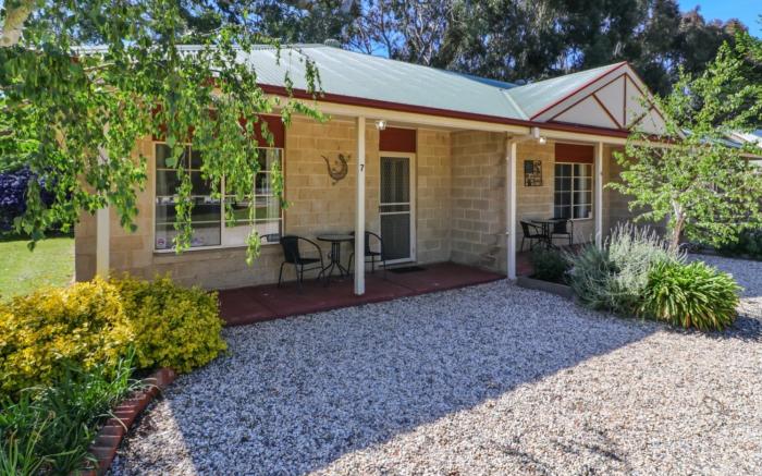 Banjos All Seasons Accommodation
