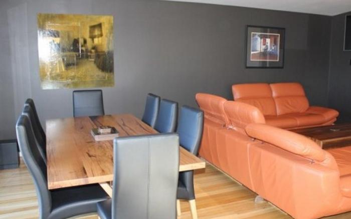 Achilles Townhouse