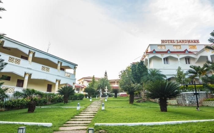 Hotel Landmark