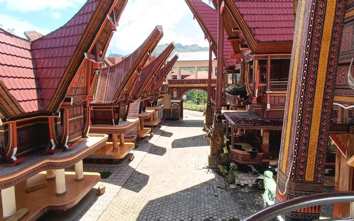 HOTEL LALLANGAN