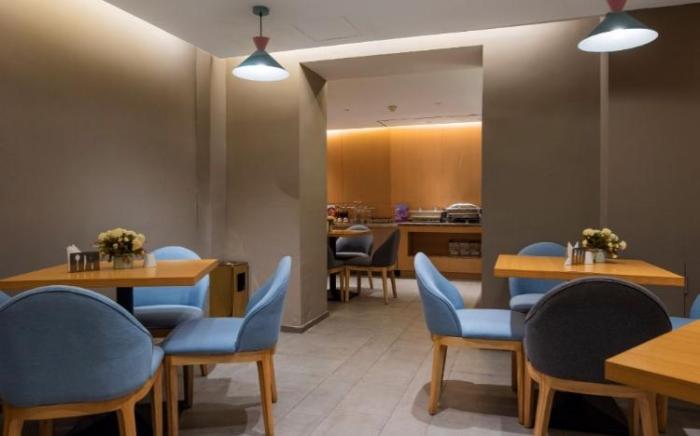 Home Inn Neo Xi'an Xijing Hospital Hujiamiao Metro Station