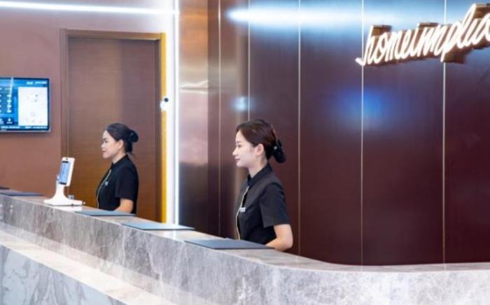 Home Inn Neo Qingdao Licun Metro Station Pedestrian Street