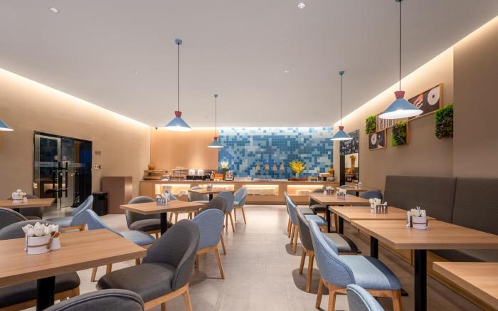 Home Inn Neo Xi'an 5th Zhonglou Road Metro Station
