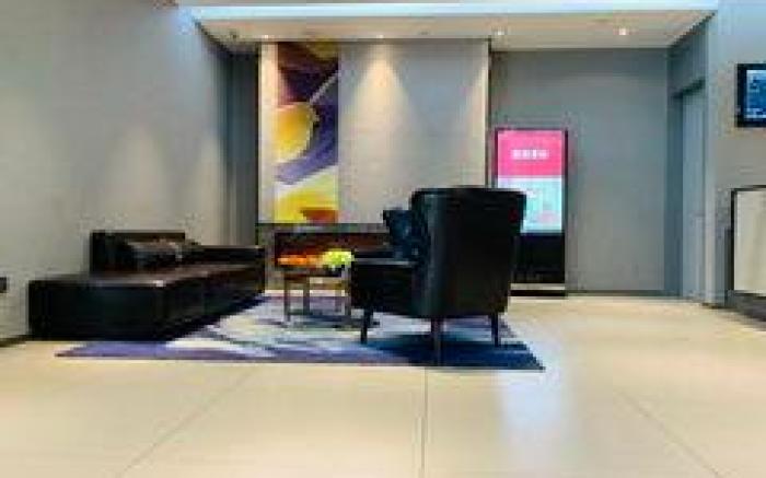 Home Inn Neo Qingdao Licun Metro Station Le Kecheng Jingkou Road