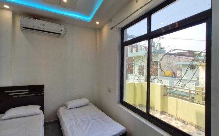 Devkirti Inn Stays