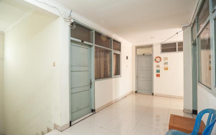 RedDoorz Plus near RS PMI Bogor