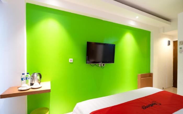RedDoorz Apartment @ Bogor Valley
