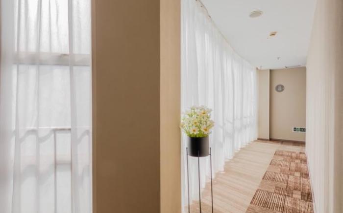 Home Inn Neo Shanghai Nanjing Road Pedestrian Street Huanghe Road