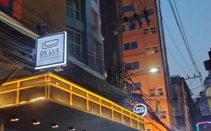 Deco Lux Hotel