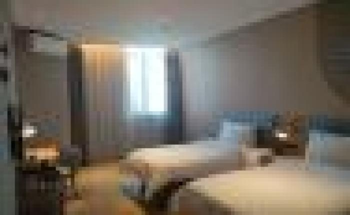 Home Inn Neo Qingdao Hongdao High-Speed Railway Station International Exhibition Center