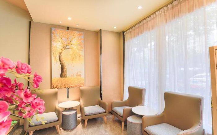 Home Inn Shenzhen Bao'an Xixiang Metro Station