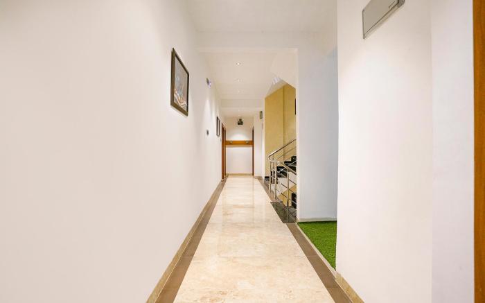 FabHotel Status Residency