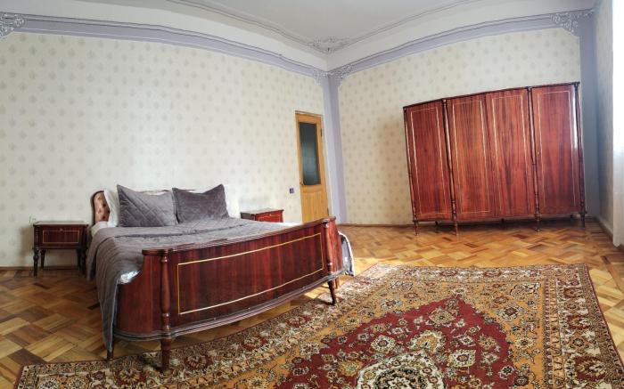 Airport to Echmiadzin Guest House