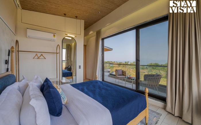 StayVista at Villa De Suku