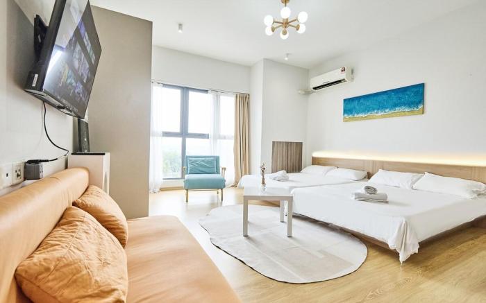 Danga Bay suite by JustHome 5pax
