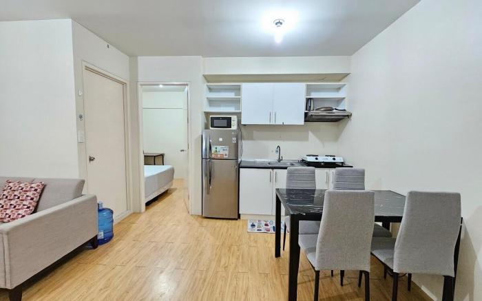 At 12th floor 1BR _Avida Tower 1, IT Park Cebu.