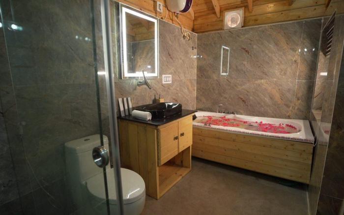 Lovely Wooden Cottage KPHB 