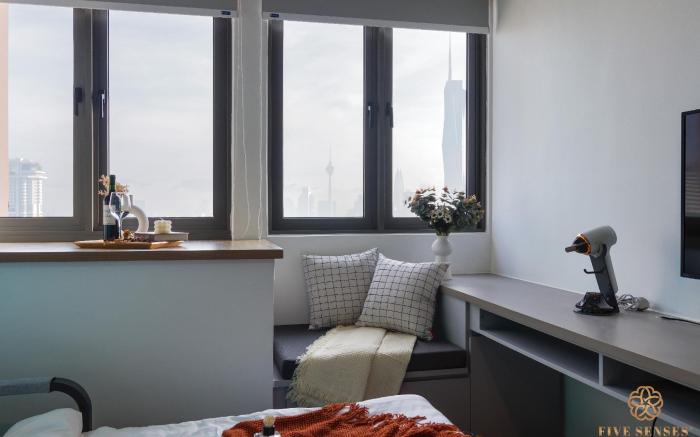 Riveria Premium Kuala Lumpur, Roam