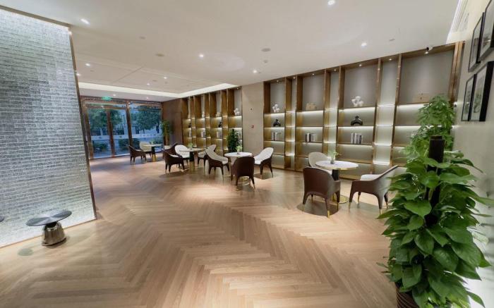 Shanghai Lotus Hotel