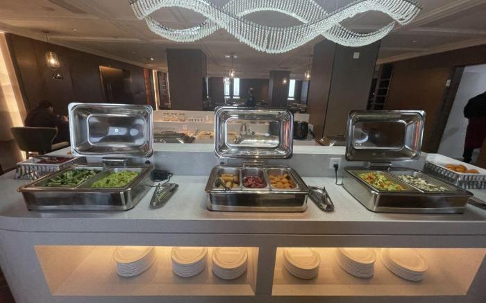 Shanghai Lotus Hotel