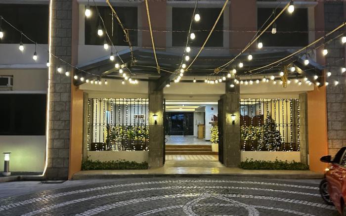 Angsana Breeze: 2BR Condo At Paseo Verde Las Pinas