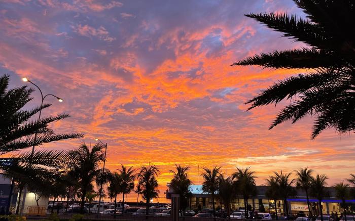 Luxury Manila Bay Sunset Next to Okada Airport MOA