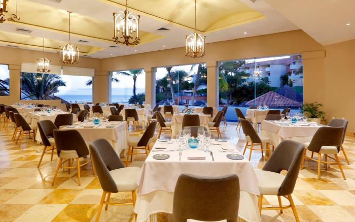 Family Selection at Grand Palladium Vallarta Resort & Spa - All Inclusive