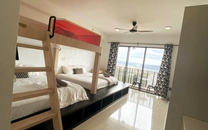 Spacious i-City Studio • 3 Queen Beds by Nuriman