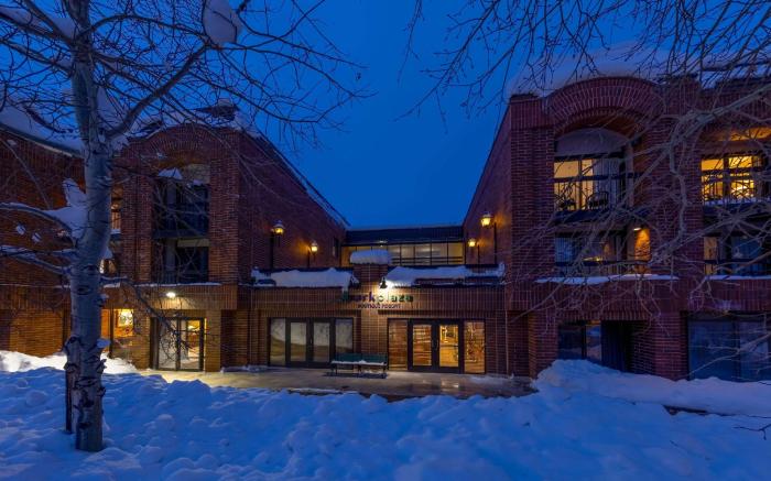 Park Plaza Resort, Ascend Hotel Collection