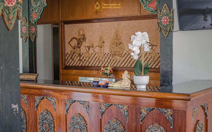 Royal Brongto Hotel