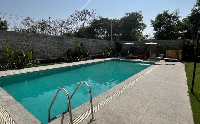 JLR Farm Stay