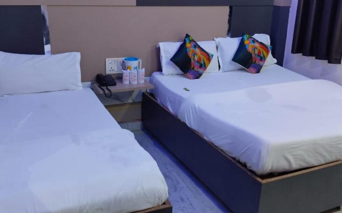 Hotel R Krishna New Delhi 