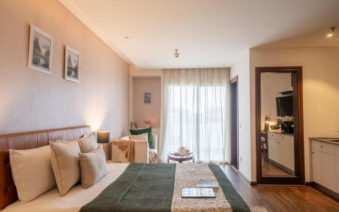 Bastiat Stays| Modern Studio Retreat