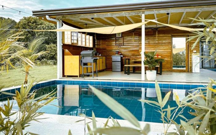 Rancho Oco Mahogany Farm Villa w/ Swimming Pool