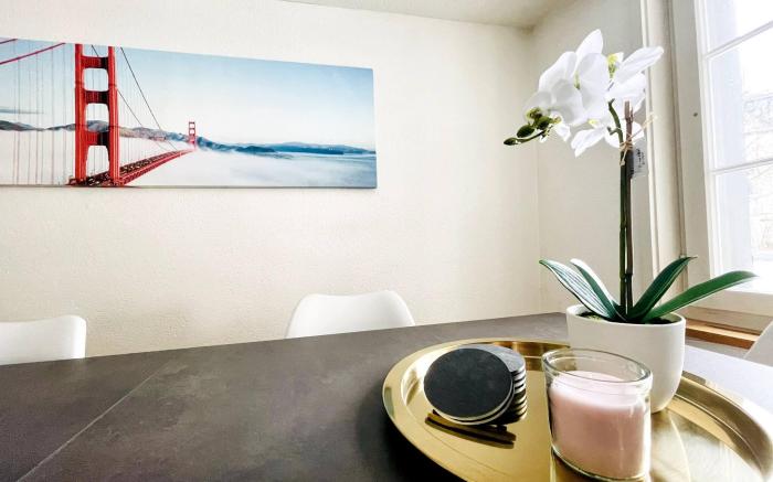 Beautiful Old Building Apartment In The Center