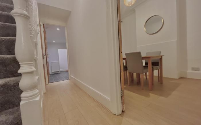 15 Leonard Road