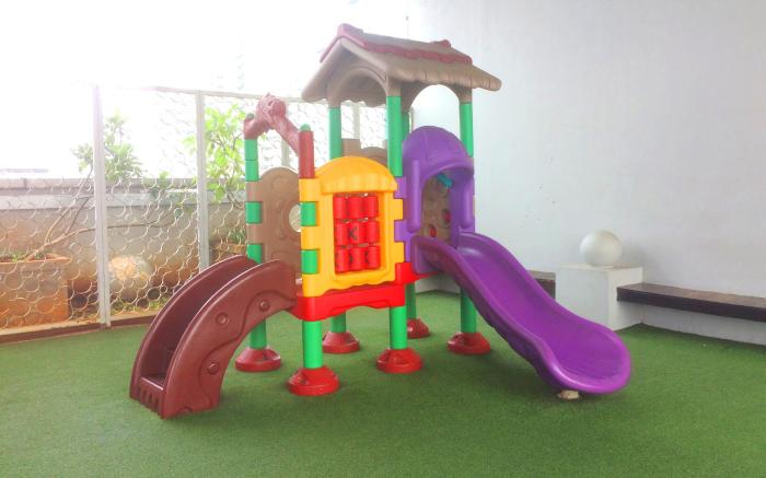 Homey 2BR at GP Plaza Apartment By Travelio