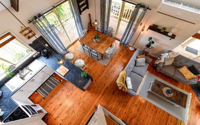 Doomben Ridge Farm House