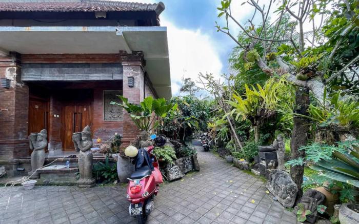 Men Bebas Ubud by Secoms