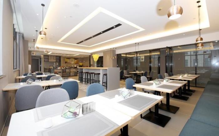 Home Inn Style Golden Nanjing Lishui Tianshengqiao Scenic Area