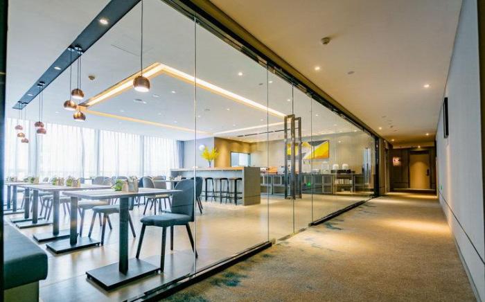 Home Inn Style Golden Chengdu Longquan International Auto City Headquarters Economic Port